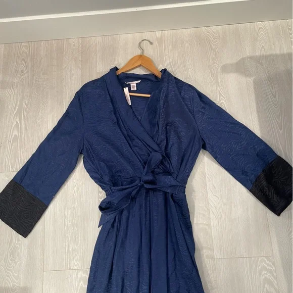 NWT Victoria Secret Pajama Zebra Jumpsuit Jumper Medium Blue Black Retail $150 - Picture 5 of 12